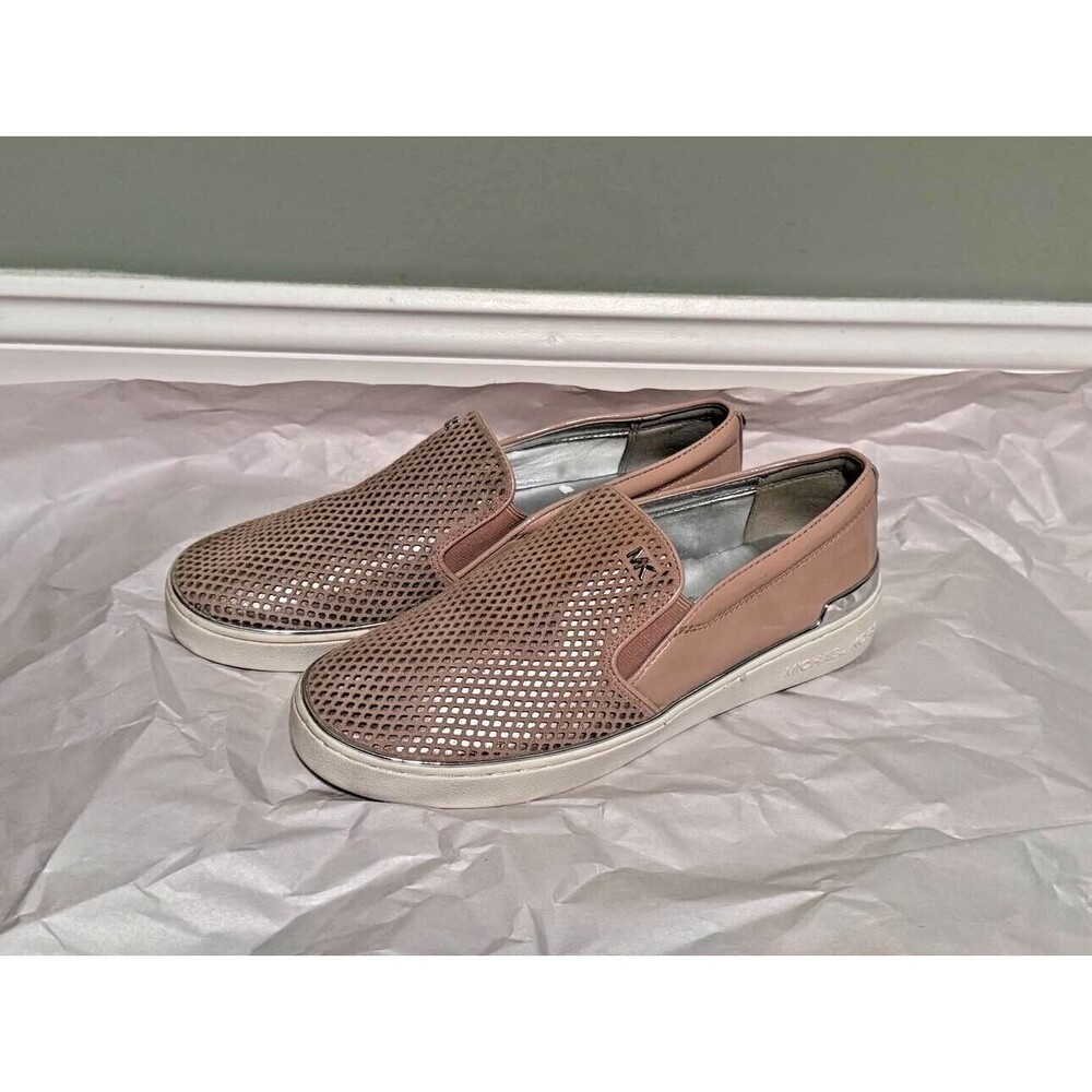 Michael Kors Pearl Grey Kyle Perforated Slip-On Leather Sneakers Shoes 7 M